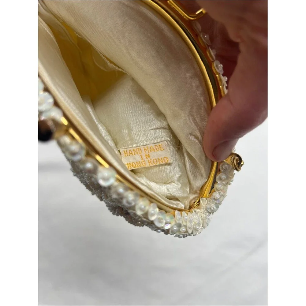 Vintage 1960s Beaded Sequin White Iridescent Clutch